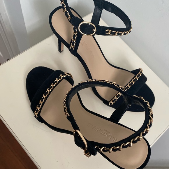 Karl Lagerfeld Paris The Daisy Suede Sandal - Picture 9 of 15